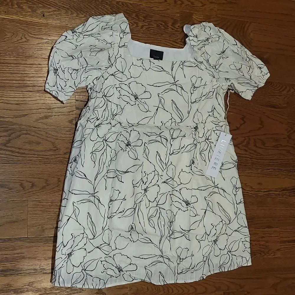 NWT! Square Neck floral dress cream and black XL